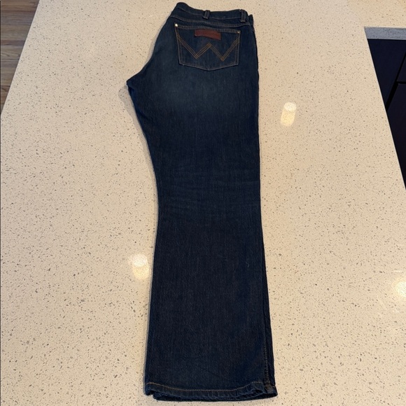 Wrangler Retro Other - Wrangler Retro, Slim Straight, Classic Blue Denim Jeans